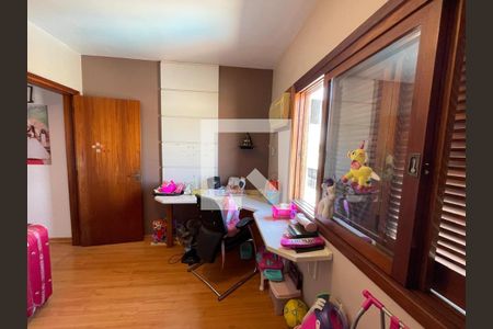 Casa à venda com 3 quartos, 248m² em Ouro Branco, Novo Hamburgo