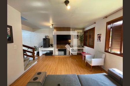 Casa à venda com 3 quartos, 248m² em Ouro Branco, Novo Hamburgo