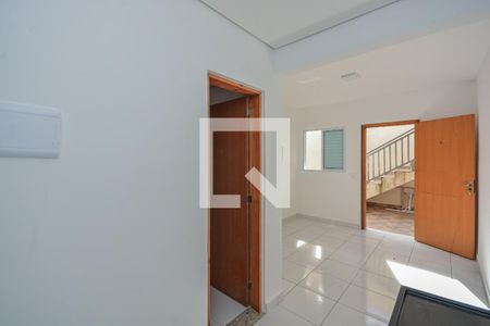 Sala/Cozinha de apartamento para alugar com 1 quarto, 22m² em Parque Grajaú, São Paulo