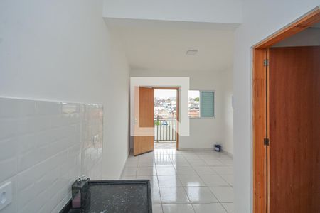Sala/Cozinha de kitnet/studio para alugar com 1 quarto, 22m² em Parque Grajau, São Paulo