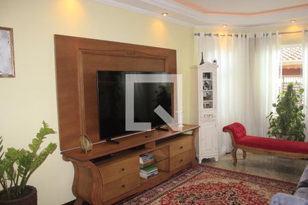 Sala de casa à venda com 4 quartos, 219m² em Vila Sao Judas Tadeu, Guarulhos