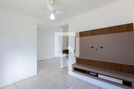 Sala de casa de condomínio à venda com 3 quartos, 87m² em Chácara Primavera, Campinas
