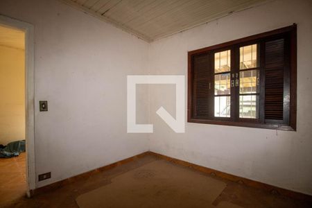 Quarto 1 de casa à venda com 3 quartos, 450m² em Vila das Oliveiras, Taboão da Serra