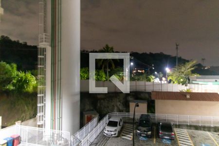 Vista da Sala de apartamento para alugar com 2 quartos, 50m² em Tribobó, São Gonçalo