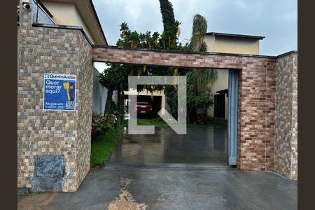 Casa para alugar com 4 quartos, 300m² em Santa Genoveva, Goiânia