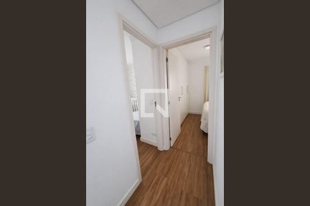 Corredor de apartamento à venda com 2 quartos, 68m² em Santo Antônio, Osasco