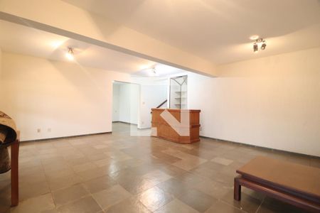 Sala 1 de casa para alugar com 4 quartos, 360m² em Tabajaras, Uberlândia