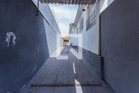 Garagem de casa para alugar com 3 quartos, 150m² em Jaguará, São Paulo