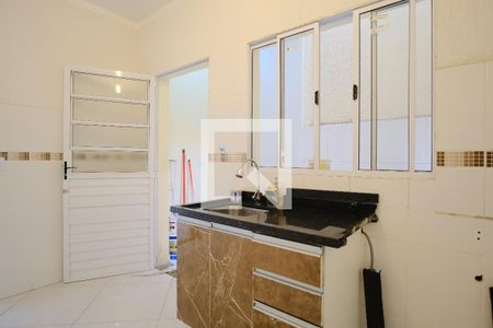 Cozinha de casa de condomínio à venda com 2 quartos, 75m² em Vila Esperança, São Paulo