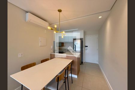 Sala  de apartamento à venda com 1 quarto, 64m² em Vila Cordeiro, São Paulo