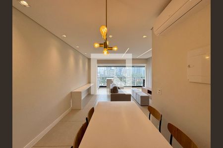 Sala  de apartamento à venda com 1 quarto, 64m² em Vila Cordeiro, São Paulo