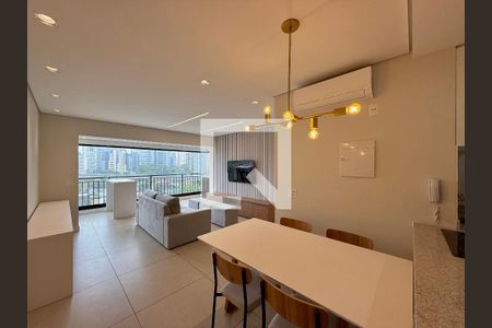 Sala  de apartamento à venda com 1 quarto, 64m² em Vila Cordeiro, São Paulo