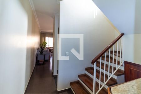 Corredor de casa à venda com 4 quartos, 280m² em Vila Alpina, São Paulo