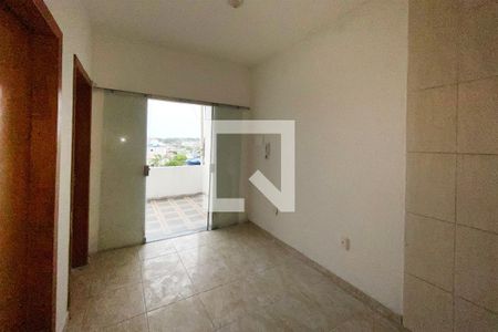 Sala de kitnet/studio para alugar com 2 quartos, 50m² em Novo Riacho, Contagem