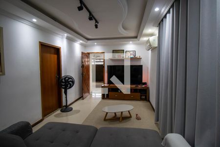 Sala de casa para alugar com 4 quartos, 250m² em Vila da Penha, Rio de Janeiro