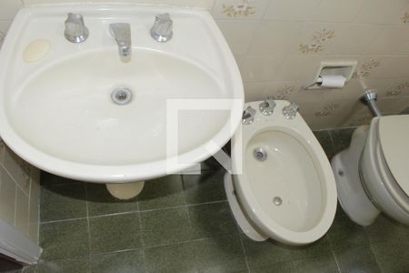 Apartamento para alugar com 3 quartos, 130m² em Santa Cecilia, São Paulo