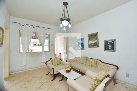 Sala de Estar de casa à venda com 6 quartos, 420m² em Santa Efigênia, Belo Horizonte