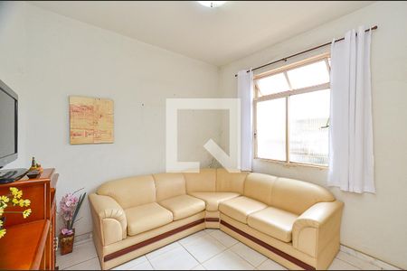 Sala de TV de casa à venda com 6 quartos, 420m² em Santa Efigênia, Belo Horizonte