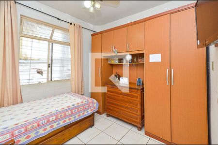 Quarto 1 de casa à venda com 6 quartos, 420m² em Santa Efigênia, Belo Horizonte