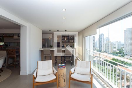 Varanda Gourmet de apartamento à venda com 3 quartos, 177m² em Vila Romana, São Paulo
