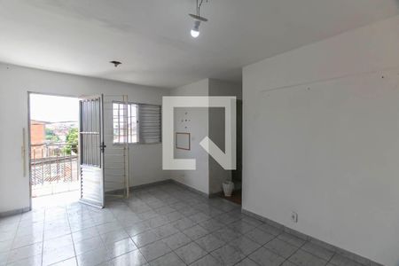 Suite de casa para alugar com 2 quartos, 130m² em Jardim Marília, São Paulo