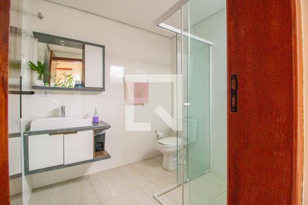 Banheiro de casa para alugar com 3 quartos, 160m² em Cidade Industrial de Curitiba, Curitiba