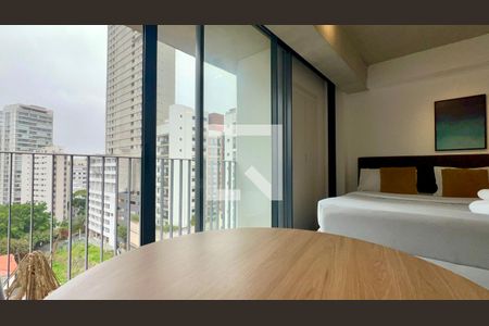 Sala de kitnet/studio para alugar com 1 quarto, 28m² em Jardim das Bandeiras, São Paulo