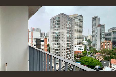 Varanda de kitnet/studio para alugar com 1 quarto, 28m² em Jardim das Bandeiras, São Paulo