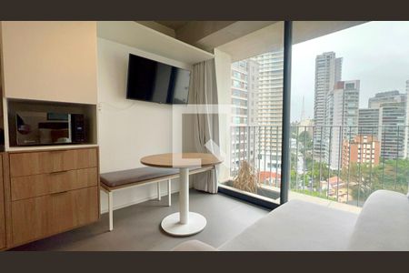 Sala de kitnet/studio para alugar com 1 quarto, 28m² em Jardim das Bandeiras, São Paulo