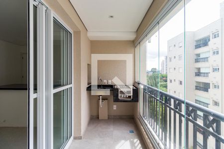 Apartamento para alugar com 3 quartos, 77m² em Vila Suzana, São Paulo
