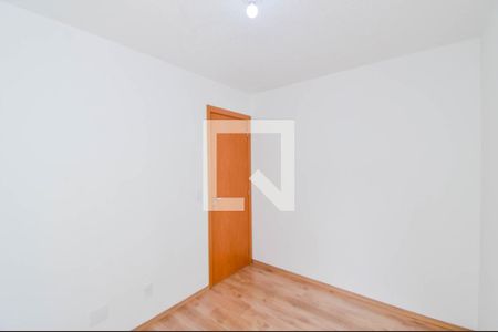 Quarto 1 de apartamento para alugar com 2 quartos, 40m² em Jardim Nova Cidade, Guarulhos