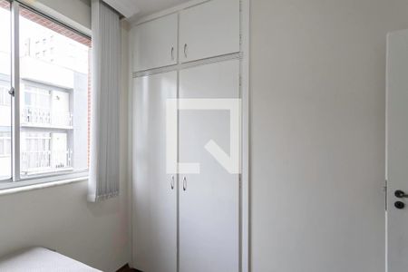 Quarto 1 de apartamento para alugar com 3 quartos, 95m² em Grajaú, Belo Horizonte