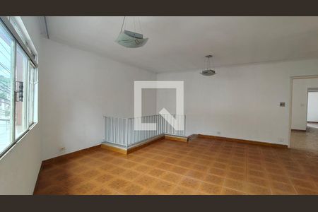 Casa para alugar com 2 quartos, 110m² em Vila Comercial, São Paulo