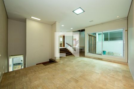 SALA de casa à venda com 5 quartos, 523m² em Vila Paris, Belo Horizonte