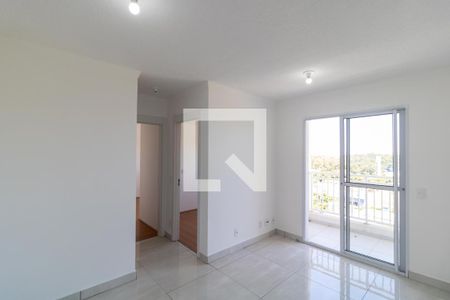 Salas de apartamento para alugar com 2 quartos, 44m² em Jardim Ipaussurama, Campinas