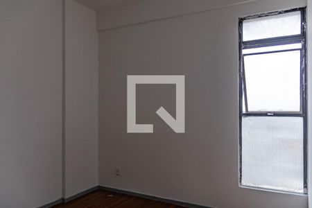 Quarto 2 de apartamento à venda com 3 quartos, 18m² em Carlos Prates, Belo Horizonte