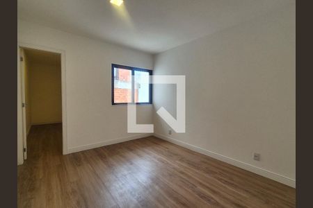 Suíte  de casa de condomínio à venda com 5 quartos, 450m² em Barra da Tijuca, Rio de Janeiro