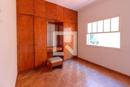 Quarto 2 de casa à venda com 4 quartos, 3002m² em Centro, Guarulhos