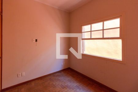 Quarto 1 de casa à venda com 4 quartos, 3002m² em Centro, Guarulhos