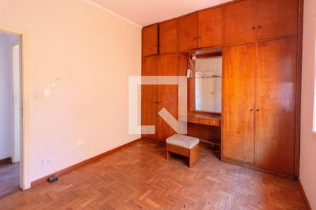 Quarto 2 de casa à venda com 4 quartos, 3002m² em Centro, Guarulhos