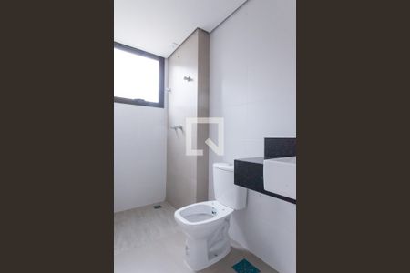 banheiro suite 1 de apartamento à venda com 2 quartos, 73m² em Cruzeiro, Belo Horizonte