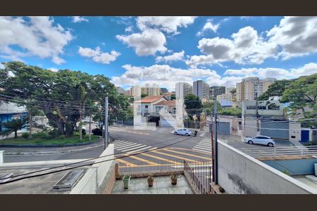 Vista de casa à venda com 3 quartos, 141m² em Siciliano, São Paulo
