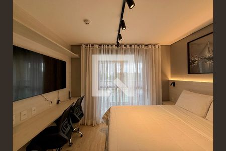 Quarto  de kitnet/studio para alugar com 0 quarto, 26m² em Jardim das Acacias, São Paulo