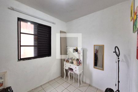 Quarto 1  de apartamento à venda com 2 quartos, 45m² em Jardim Itayu, Campinas