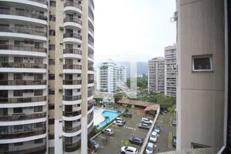 Vista de apartamento à venda com 2 quartos, 67m² em Barra Olímpica, Rio de Janeiro
