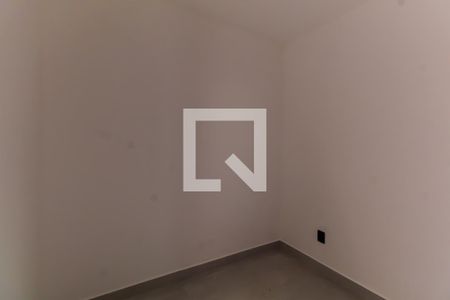 Quarto 1 de apartamento à venda com 2 quartos, 42m² em Vila Invernada, São Paulo