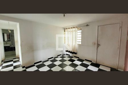 Sala de apartamento para alugar com 2 quartos, 52m² em Chacara Dona Escolastica, Itaquaquecetuba