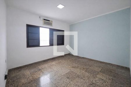 Quarto 2 de casa à venda com 6 quartos, 210m² em Centro, Osasco