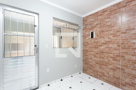 Sala de casa para alugar com 1 quarto, 36m² em Jardim Dalmo, São Paulo