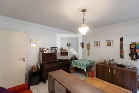 Sala 1 de casa à venda com 4 quartos, 309m² em Vila Nivi, São Paulo